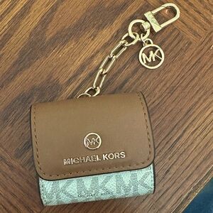 MK AirPod case
